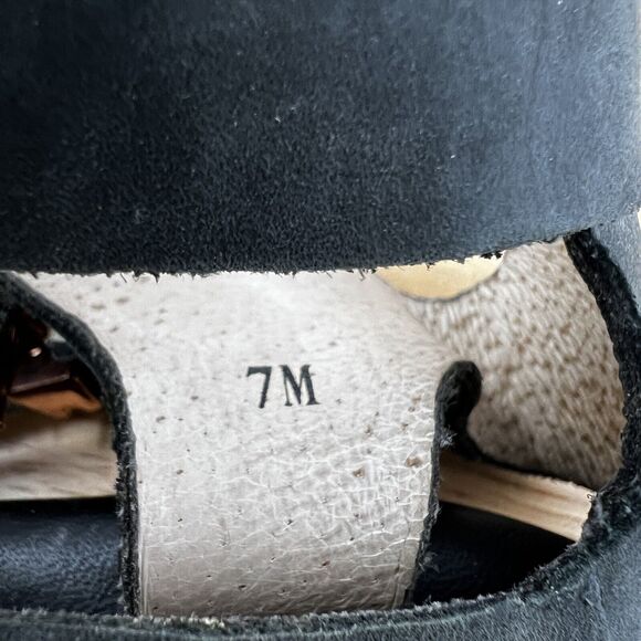 Matt Bernson Gladiator Sandal Studded Nubuck Leather Open Toe T Strap 7 - Picture 10 of 13